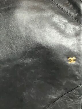 Beautiful Used Lambskin RAREClutch Chanel 9500 R